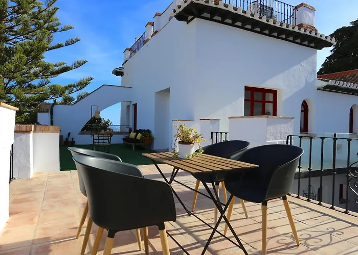 Villa Clavero Five Premium Apt